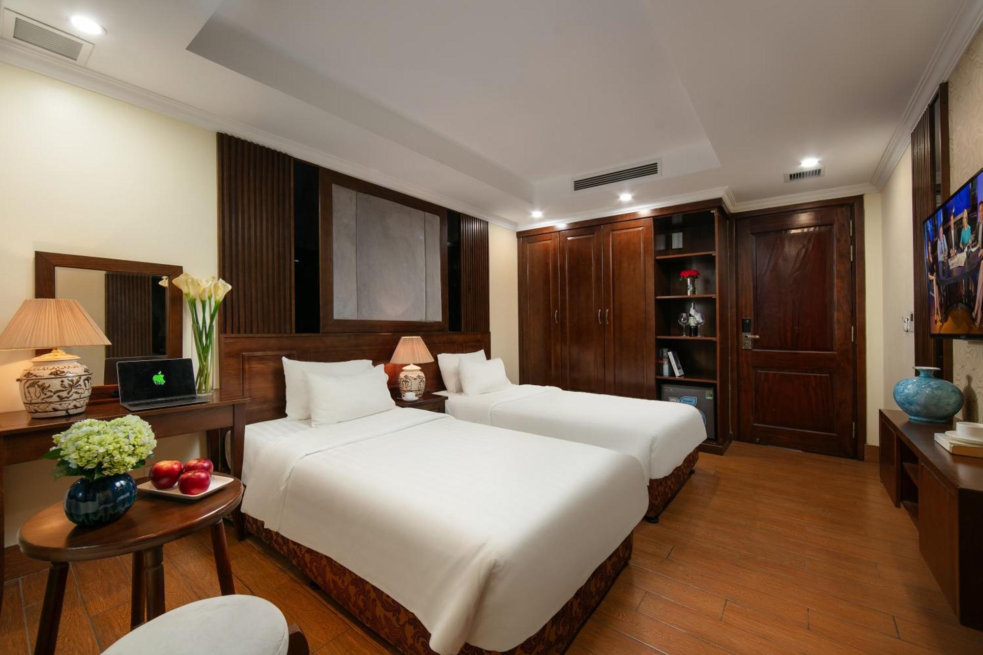 The West Hotel & Spa Hanoi Bagian luar foto