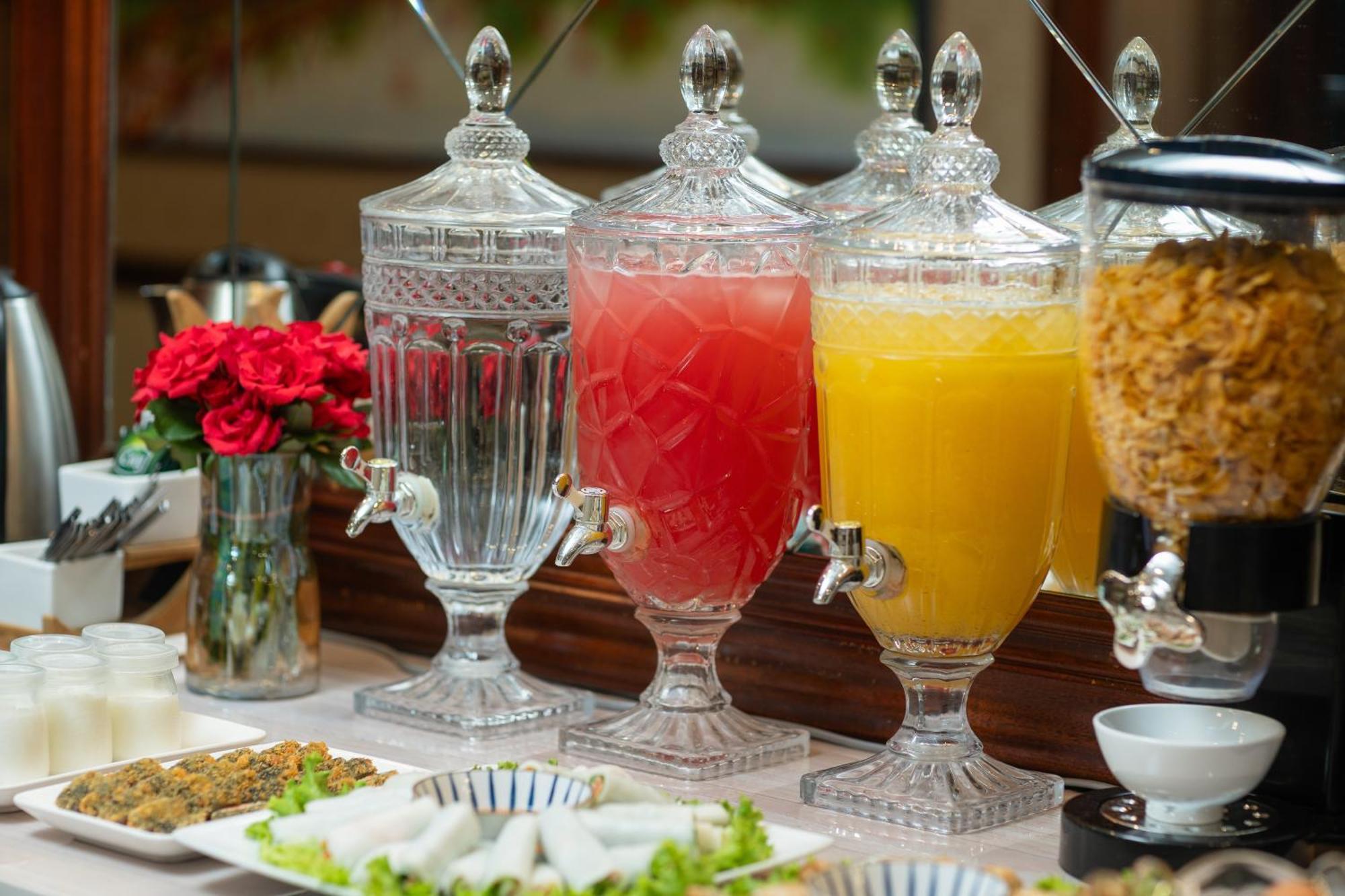 The West Hotel & Spa Hanoi Bagian luar foto