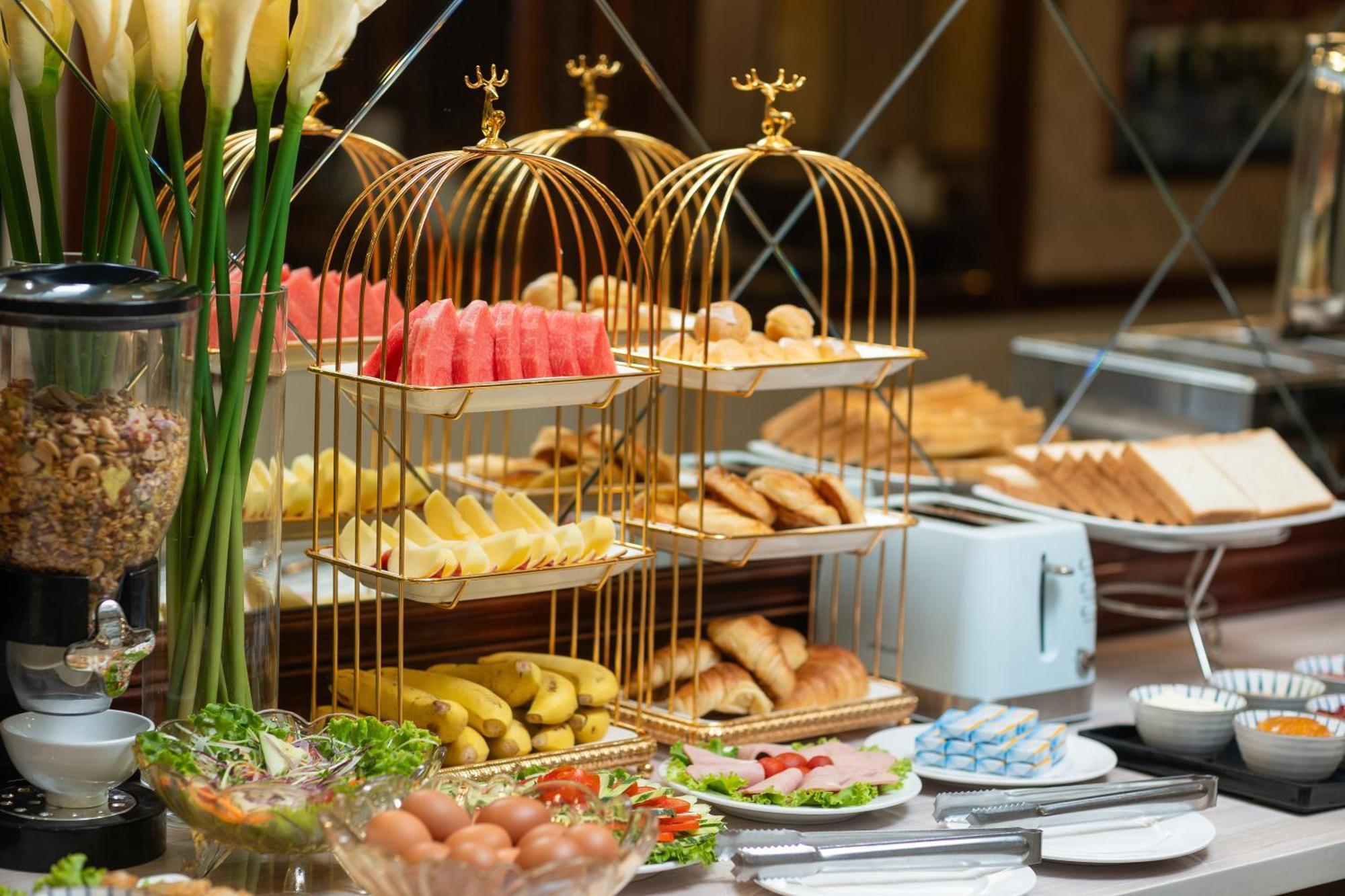 The West Hotel & Spa Hanoi Bagian luar foto